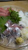 舌でとろける旬の鮮魚「釣りアジ・釣りスミイカ・ビンチョウマグロのお刺身三点盛り」