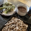本日のまかない：幅広平打ち七割蕎麦と新潟産たらの芽天ぷら