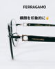 フェラガモ: 顔を上品に彩るアイウェア「FERRAGAMOのアイウェアで、気品ある横顔にイメージチェンジ」