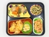 今治の高齢者向け宅配弁当。昼食はタンドリーチキン。「4/21(火)の昼食は「タンドリーチキン」」