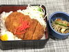 「本日のAランチは　タレカツ丼」