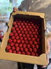 新鮮で甘い、特選いちごをたっぷり使用「カフェメニューの新作✨️苺パフェ🍓」