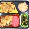 4/23(木)の昼食は「肉豆腐」