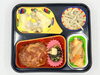 今治の高齢者向け宅配弁当。昼食は煮込みハンバーグ(トマト)。「4/24(金)の昼食は「煮込みハンバーグ(トマト)」」