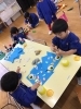 想像力育む楽しく工夫の制作活動「色と模様がひらひら！こいのぼり製作を楽しんでいます」