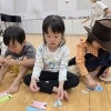 音楽だけじゃない🌈5月は鯉のぼり製作で創造力アップ！