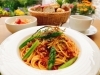 鳥取県産挽肉とアスパラのガーリックトマトソースパスタ「地元食材を使った「Sprout Garlic Pasta fair～３つのご褒美」（鳥取県産挽肉とアスパラのガーリックトマトソースパスタ）」