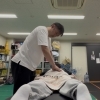 月に数日、大学水泳部の選手たちへおこなうボディ・ケア。