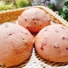5月の新作パン！「桃色メロンパン」