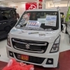 4月も最終日！屋内展示場に人気の軽が並んでいます