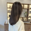 明るめくすみグレージュで、柔らかい透明感カラーに