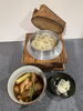 「羽釜で最後まで熱々の釜出しうどんと自家製辣油のご紹介」