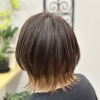 前回のインナーカラーを活かした、軽さのあるウルフスタイル