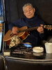 心地よい音楽があるバー「GW明けものんびり、ギターと音楽の夜を So Nice で」