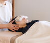 至福の眠りへ導くヘッドスパ「気づいたら夢の中へ。深眠タッチセラピー®で味わう“とろける心地よさ”」