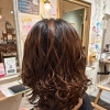 梅雨でも扱いやすいミディアムパーマ　甲東園　美容室　女性スタッフオンリー