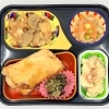 5/11(月)の昼食は「チキンステーキ(オニオンソース)」