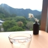 施術後に常温の水をすすめる理由と、上手なとり方