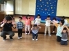 みんなで体を動かす楽しい保育支援「にこにこ体操が始まりました」