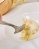 【紅ずわい蟹のフラン小海老のソース】　厨房にて「通常コース料理の前菜【紅ずわい蟹のフラン小海老のソース】」
