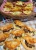 「牛カルビキャベツ🆚カレーソーセージ」
