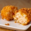 豚丼のお供に！カニクリームコロッケで満足感アップ