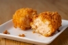 熱々サクサク！クリーミーコロッケ「豚丼のお供に！カニクリームコロッケで満足感アップ」