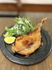 カリッとジューシー窯焼きチキン「但馬の味どり骨付きもも肉の窯焼きチキン」