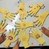 ［刈谷市絵画教室奈つりん「手の模型」]