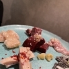 いろいろ楽しめる！お任せホルモン盛り合わせ