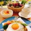 地元食材を使った「アジアのごちそう時間」（APLICO風ミーゴレン）