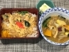 「本日のAランチは　親子丼におぶっこ風汁」