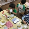 みんなで「いただきます」！給食時間で育つ安心感と生活の力