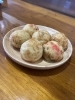 舟皿に盛られた焼きたこ焼き 外カリッ中トロ◎「出汁の旨みを楽しむ「素焼きのたこ焼き」ご用意しました」