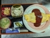 オムライス、ササミサラダ「本日の日替わり」