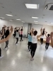 インストラクターと対面で踊ります♪♪「6月になりました🙌　　雨でも室内で安心✨平日は無料託児あり🆓中里・相浦ICより🚗1分」