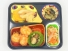 今治の高齢者向け宅配弁当。昼食はチリソースミートボール。「6/5(金)の昼食は「チリソースミートボール」」