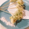 鯛のしそ巻き天ぷらを藻塩＆天つゆでどうぞ🐟