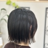 艶ブラックでつくる、シンプルおしゃれな切りっぱなしボブ