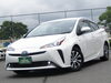 あなたの満足いく一台が見つかる「トヨタ・プリウス1.8A入庫！白ボディ＆快適装備のハイブリッドです♪」
