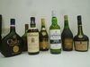 今回は、昔に棚に飾っていたお酒をまとめてお売り頂きました。「「ウイスキーやブランデーなど、お酒の買い取りも大歓迎　沼津の金のクマ」お酒を飾る時代もありました」