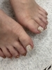キラキラ輝く上品フットネイル「夏にピッタリ✨トリートメントフットケア💅」