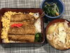 「本日のAランチは　さんまの蒲焼き丼ととん汁」