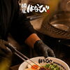 本格的な日本のまぜそばの味の裏には、各工程を通して受け継がれてきた製法がある。