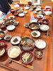 皆で並べる朝ご飯「女子高🏀部活OG会で語り合う、人生後半の戦略」