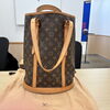🎒買取大吉ドン・キホーテ佐世保店です。💫ルイヴィトン(LOUIS VUITTON)のバッグ👜をお買い取りさせて頂きました。