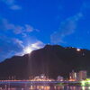 月明かりに浮かぶ岐阜城と金華山の夜景【就労継続支援B型事業所トリロジー】