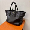 PRADA　レザートートバッグ