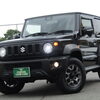 黒のスズキ ジムニー シエラ入庫！ナビ付きコンパクト4WD SUVです