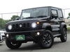 見て、触ってみて！カッコいいジムニー「黒のスズキ ジムニー シエラ入庫！ナビ付きコンパクト4WD SUVです」